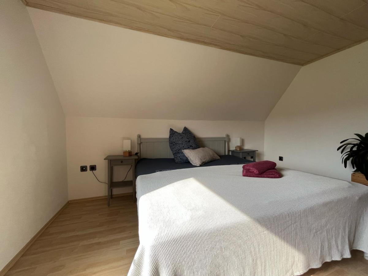 Schoene Wohnung In Ruhiger Laendlicher Lage Heidenheim  Exteriér fotografie