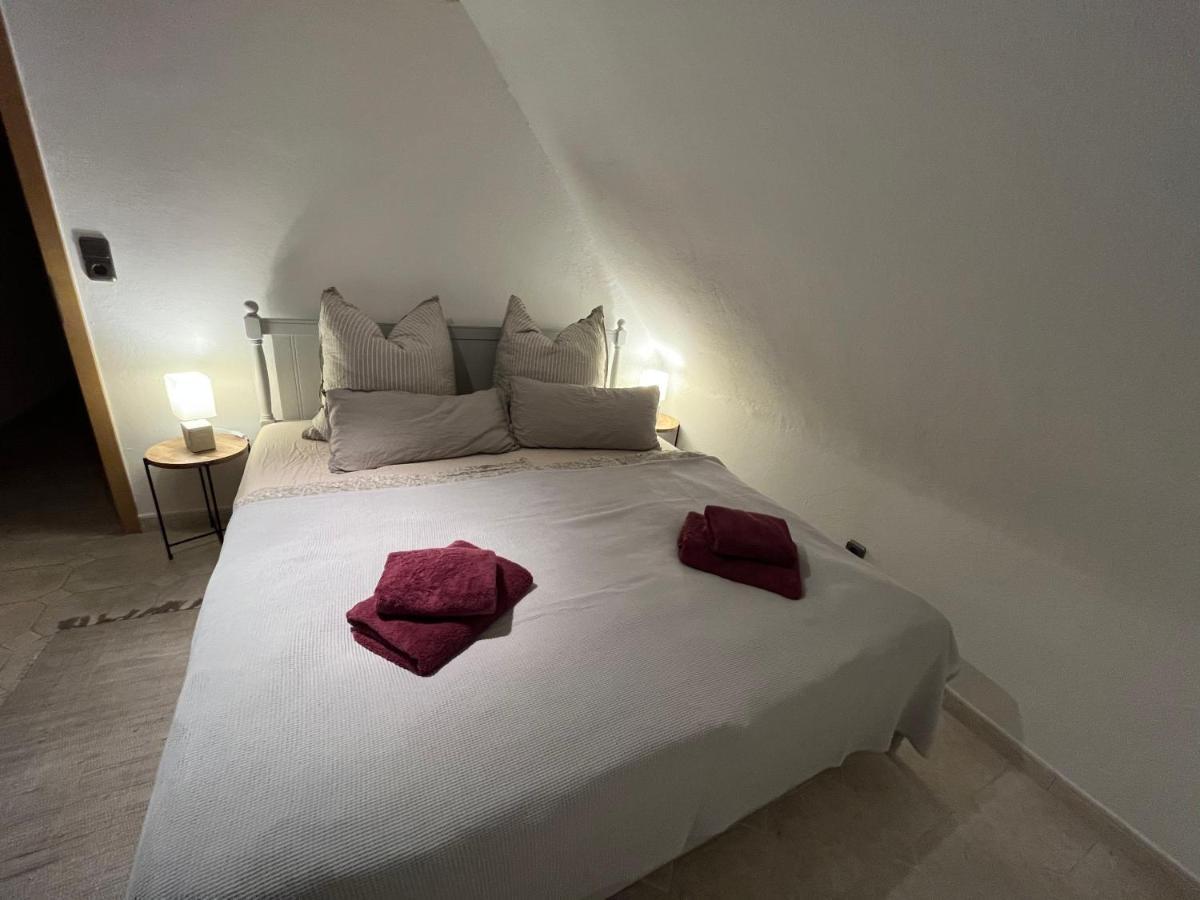 Schoene Wohnung In Ruhiger Laendlicher Lage Heidenheim  Exteriér fotografie